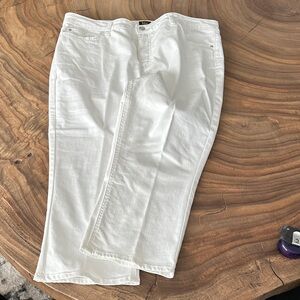 Women’s Lee Classic White Ankle Jeans